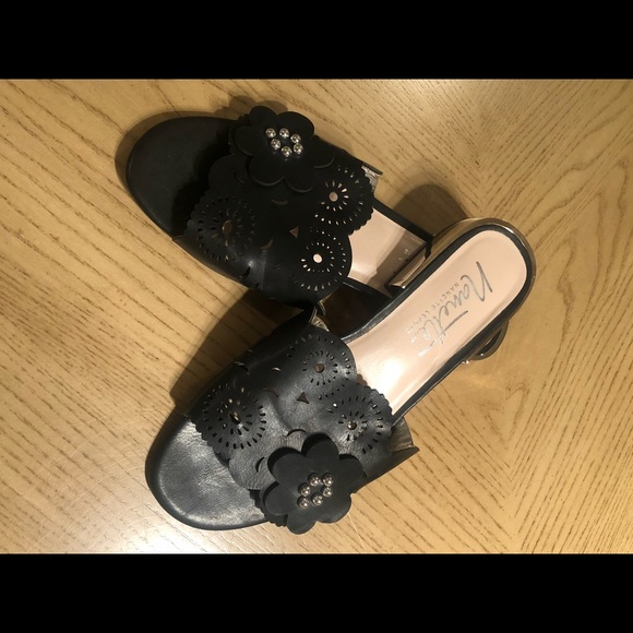 Nanette Lepore Black slip on mules size 7 - Picture 3 of 7